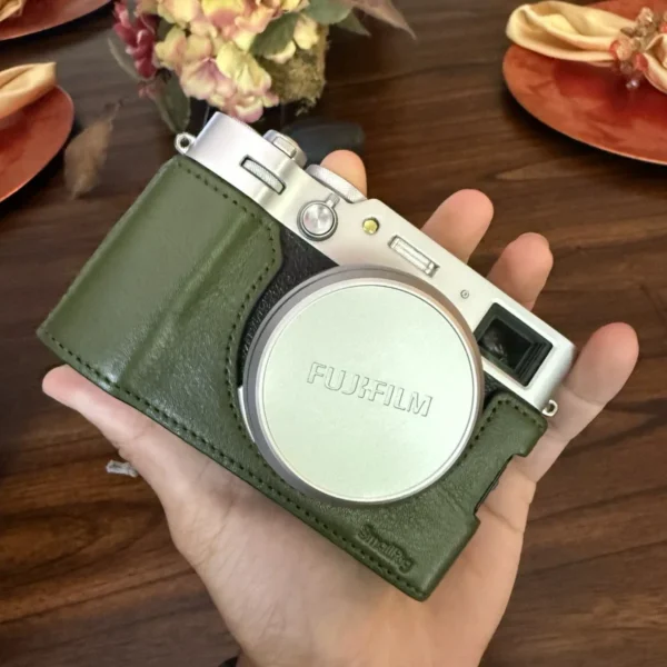 Fujifilm X100VI – Silver | 40.2MP | Like New | 0 Shutter Count