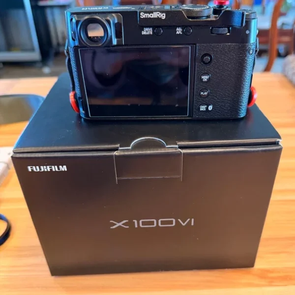 Fujifilm X100VI – Black | Used | 230 Shutter Count